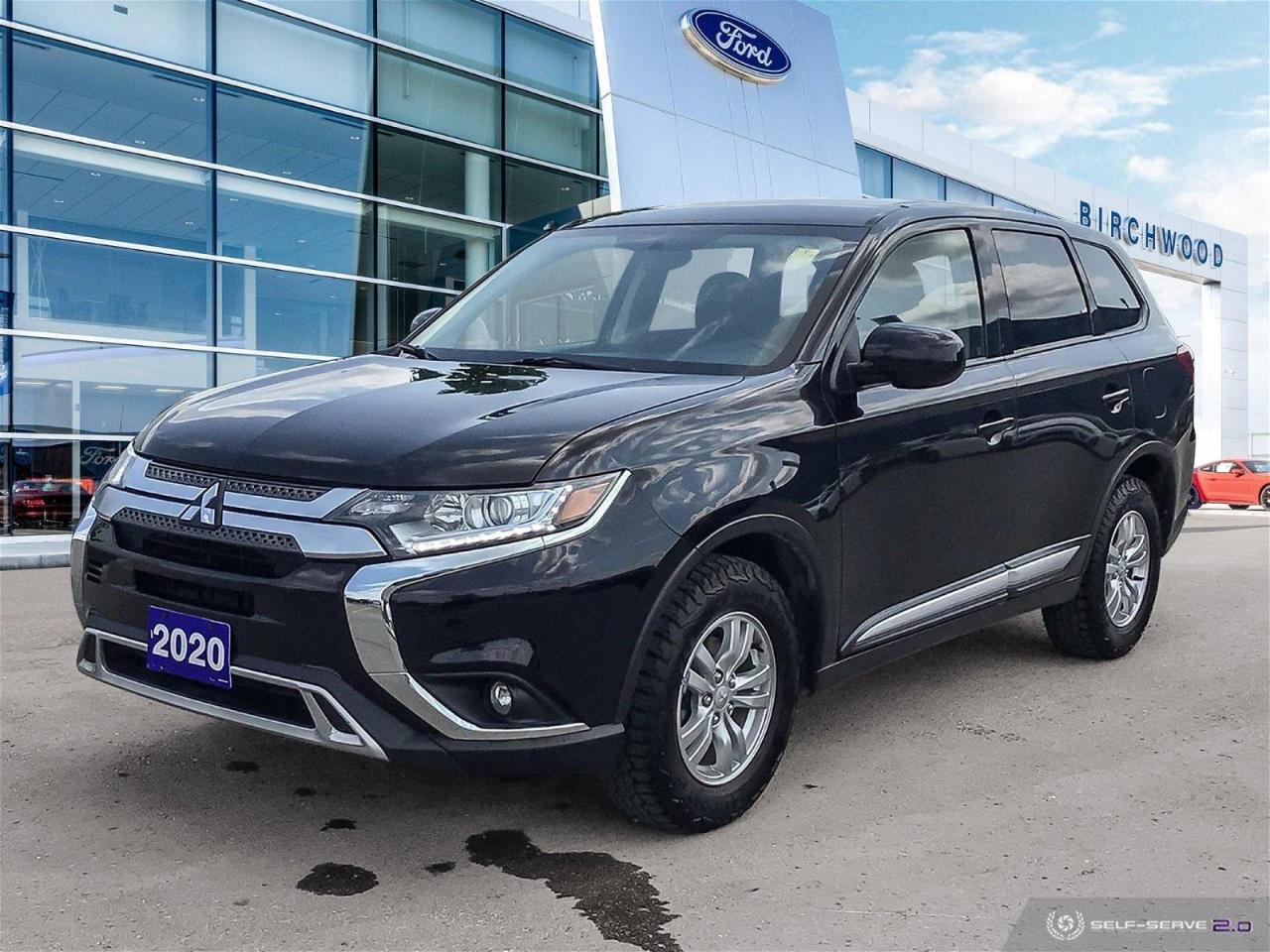 Used 2020 Mitsubishi Outlander ES 4WD | Backup Camera | 3rd row seating for sale in Winnipeg, MB