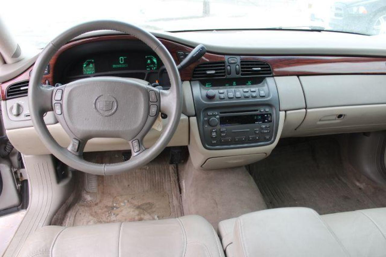 2005 Cadillac DeVille  Photo