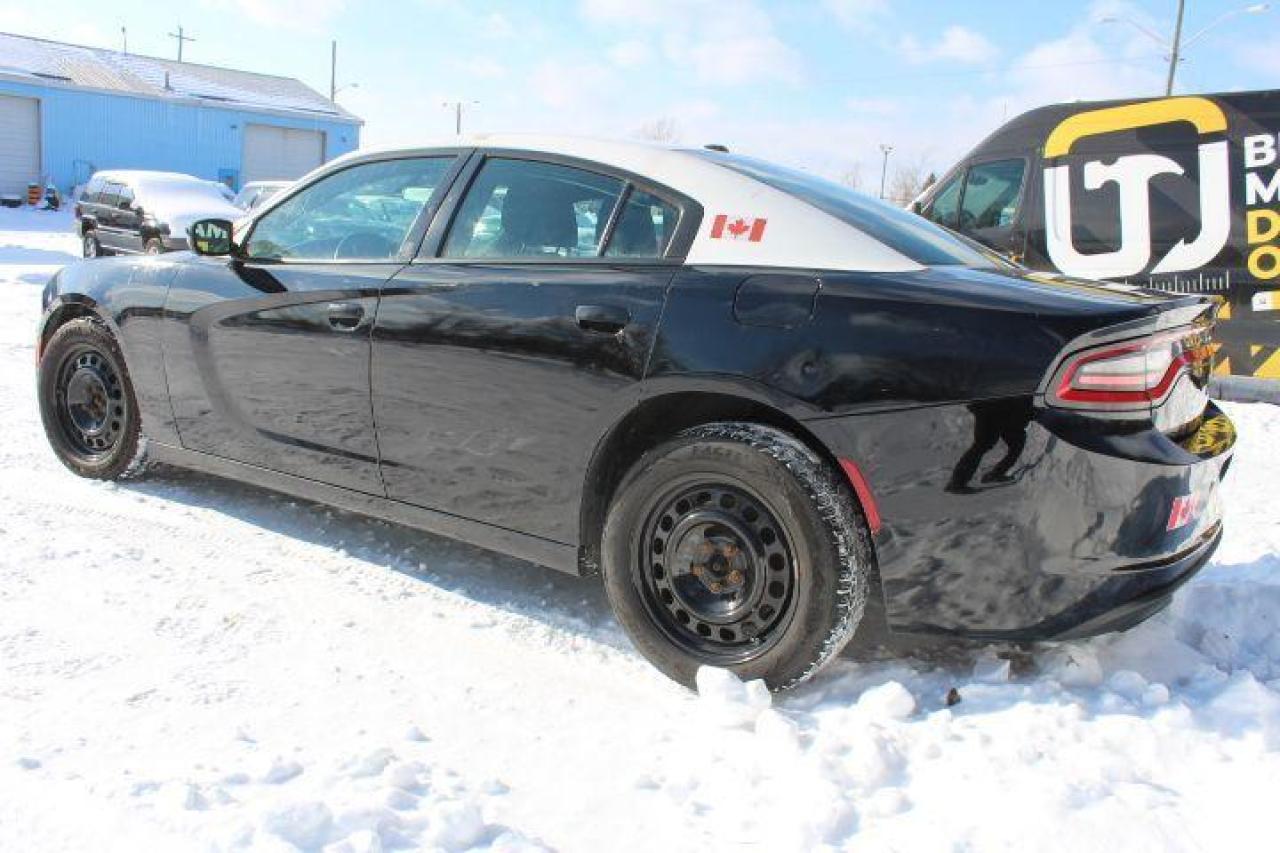 2018 Dodge Charger  Photo3