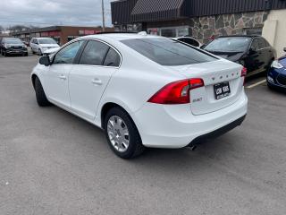 2012 Volvo S60 4dr Sdn T6 AUTO AWD NO ACCIDENT LOW KM ONE OWNER - Photo #4