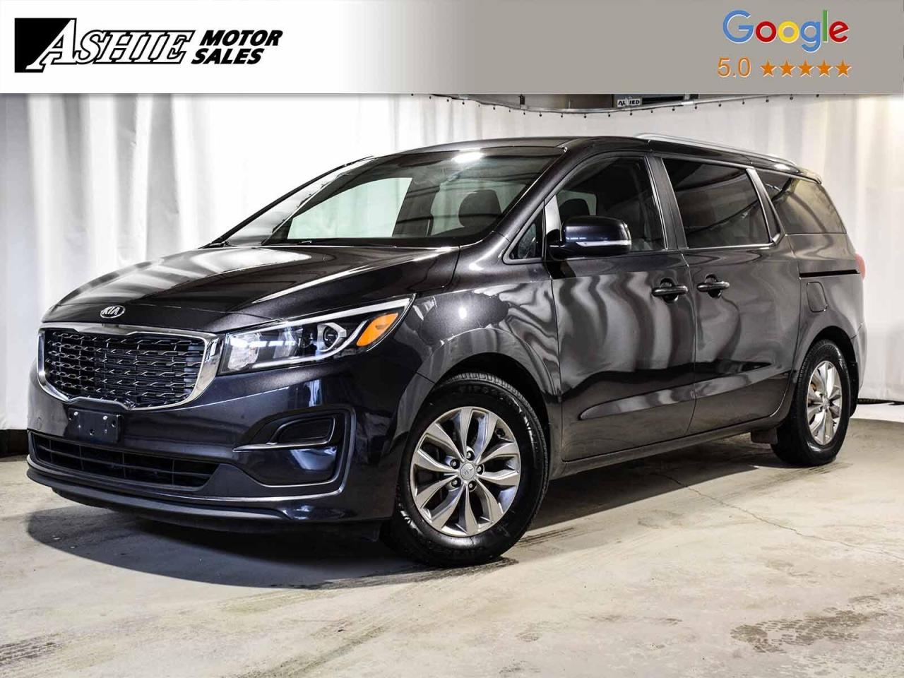 Used 2020 Kia Sedona LX * HEATED SEATS * HEATED STEERING WHEEL * for sale in Kingston, ON