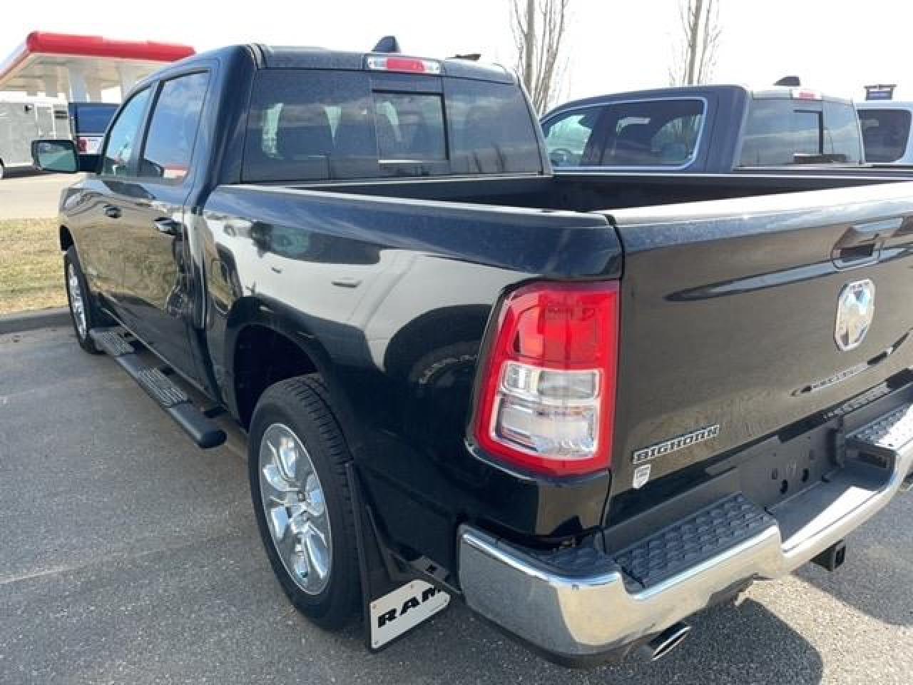 2022 RAM 1500 Big Horn Photo4