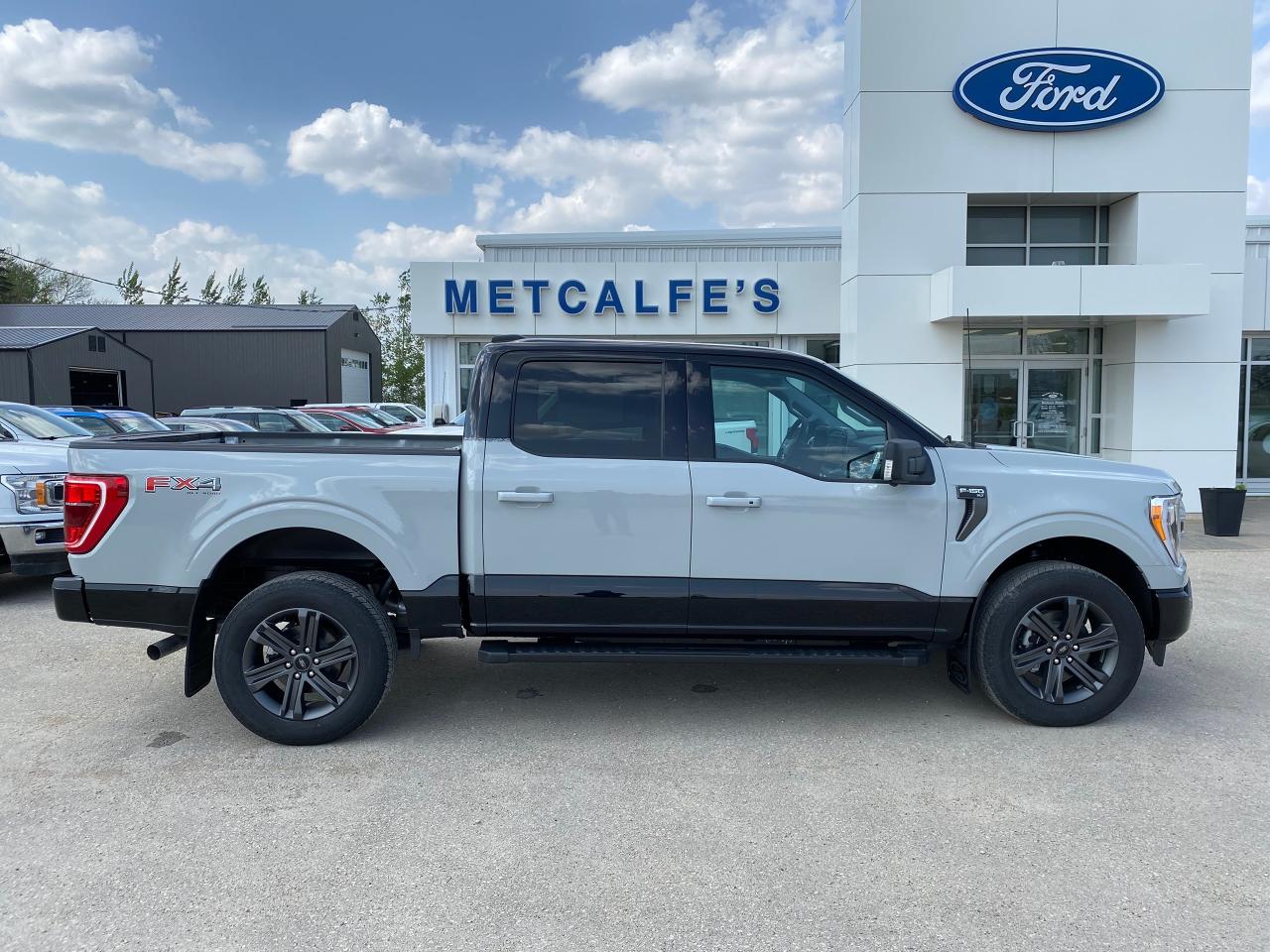 New 2023 Ford F-150 XLT 4WD SUPERCREW 5.5' BOX for sale in Treherne, MB