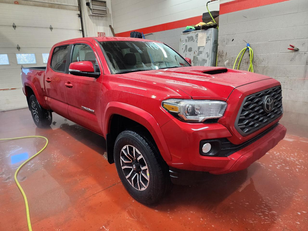 2023 Toyota Tacoma TRD SPORT 4X4
