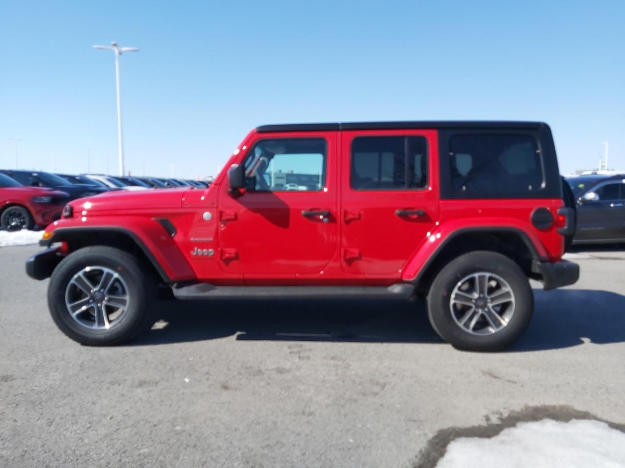 2023 Jeep Wrangler Sahara Photo3