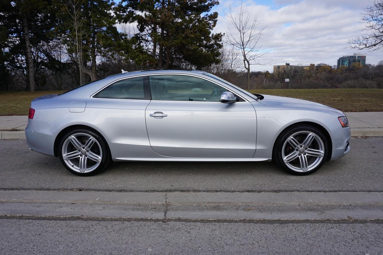 2012 Audi S5 1 OWNER / NO ACCIDENTS / 6 SPEED MANUAL / NAVI Photo4