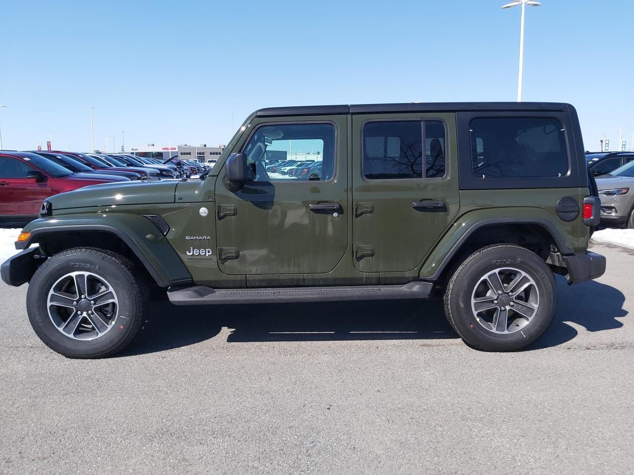 2023 Jeep Wrangler Sahara Photo3