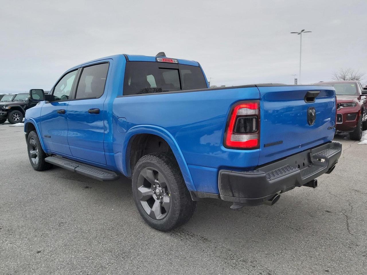 2023 RAM 1500 Big Horn Photo4