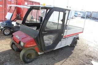 Used 2009 Club Car Precedent 2009 Club Car Carryall Cart w/ Charger -Red for sale in Breslau, ON