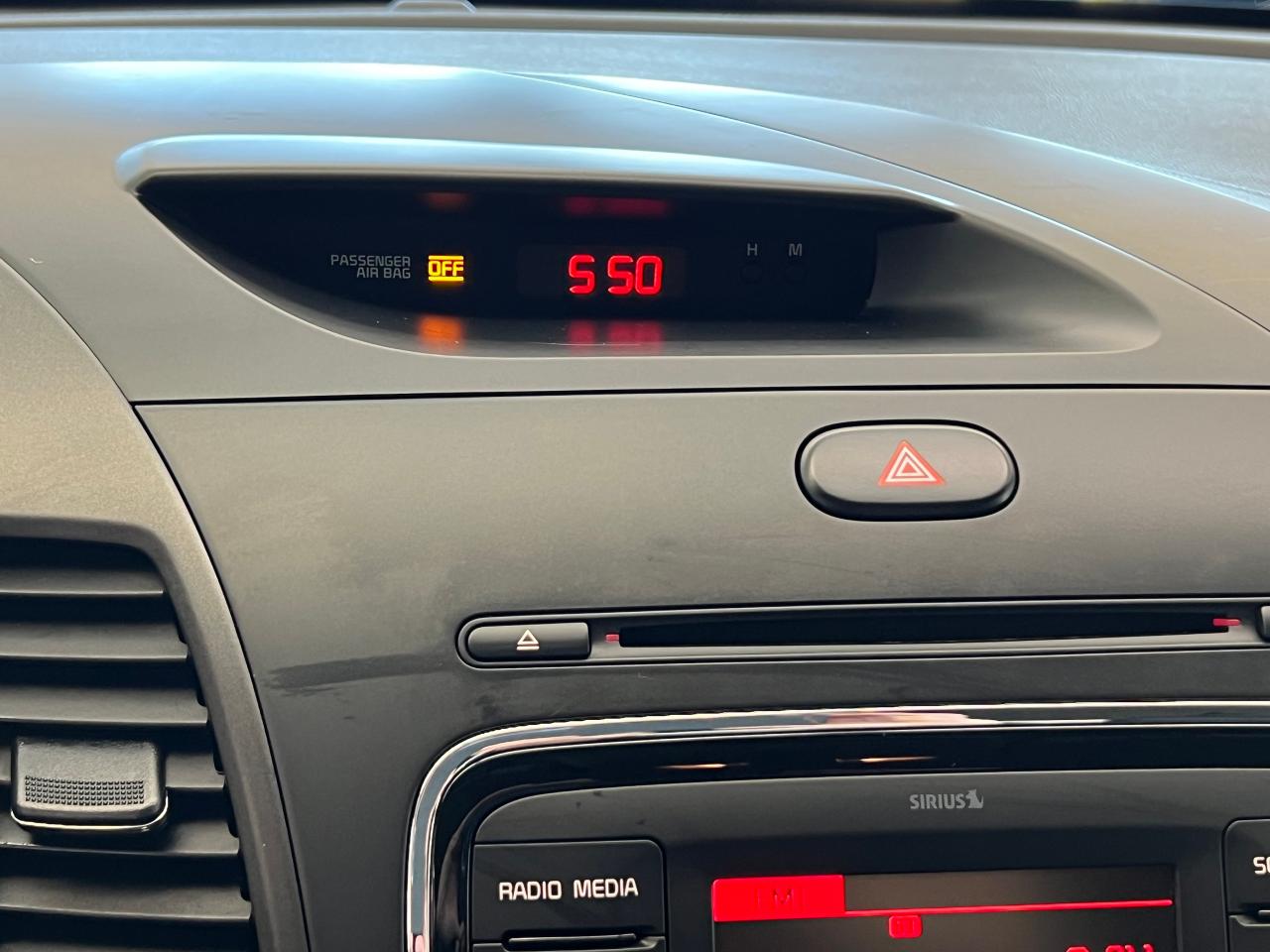 2017 Kia Forte LX+New Tires+A/C+Bluetooth Photo83