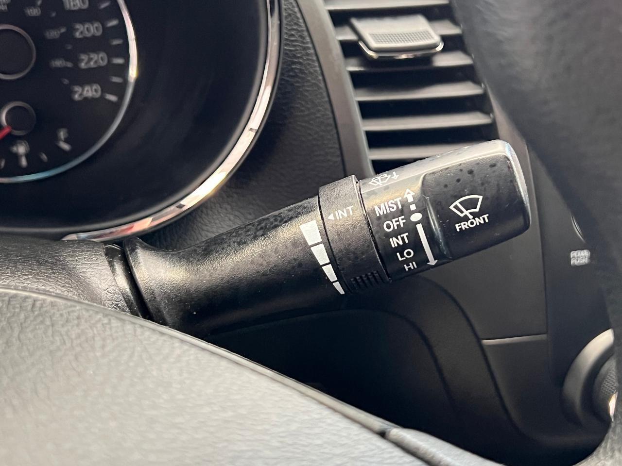 2017 Kia Forte LX+New Tires+A/C+Bluetooth Photo99