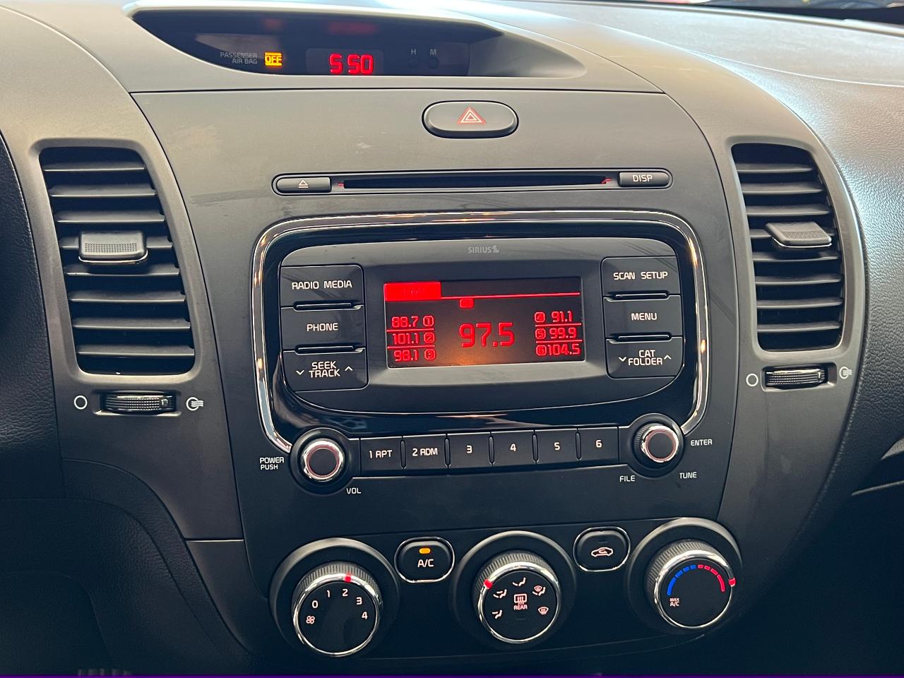 2017 Kia Forte LX+New Tires+A/C+Bluetooth Photo10