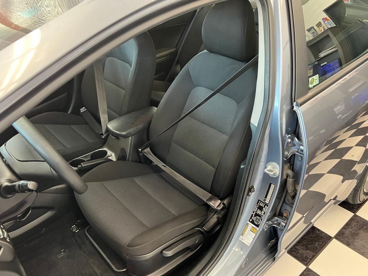 2017 Kia Forte LX+New Tires+A/C+Bluetooth Photo75