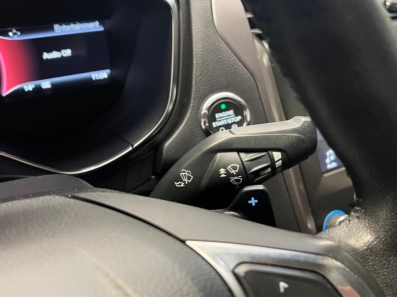 2017 Ford Fusion SE+ApplePlay+Heated Seats+Camera+CLEAN CARFAX Photo101