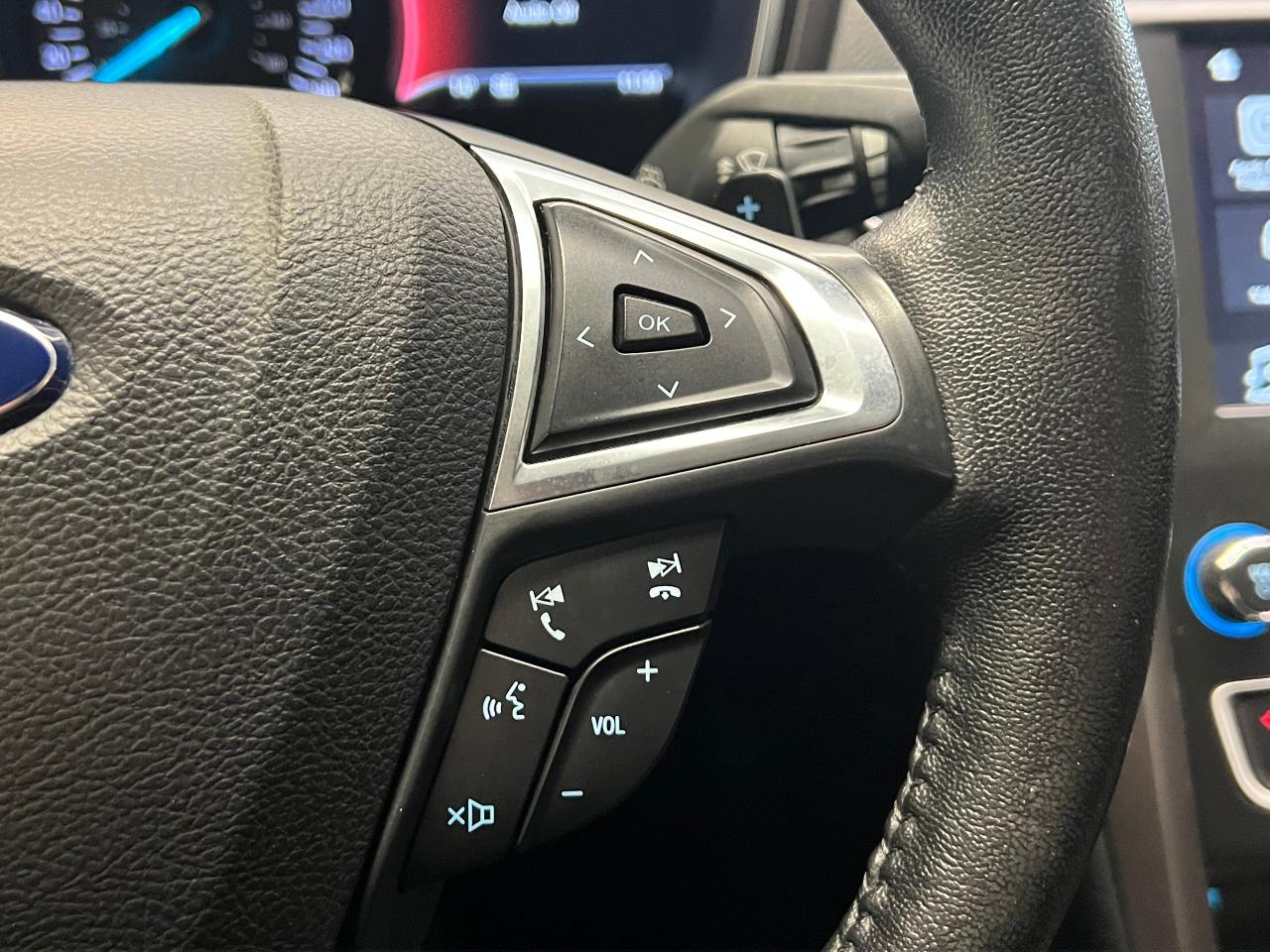 2017 Ford Fusion SE+ApplePlay+Heated Seats+Camera+CLEAN CARFAX Photo99