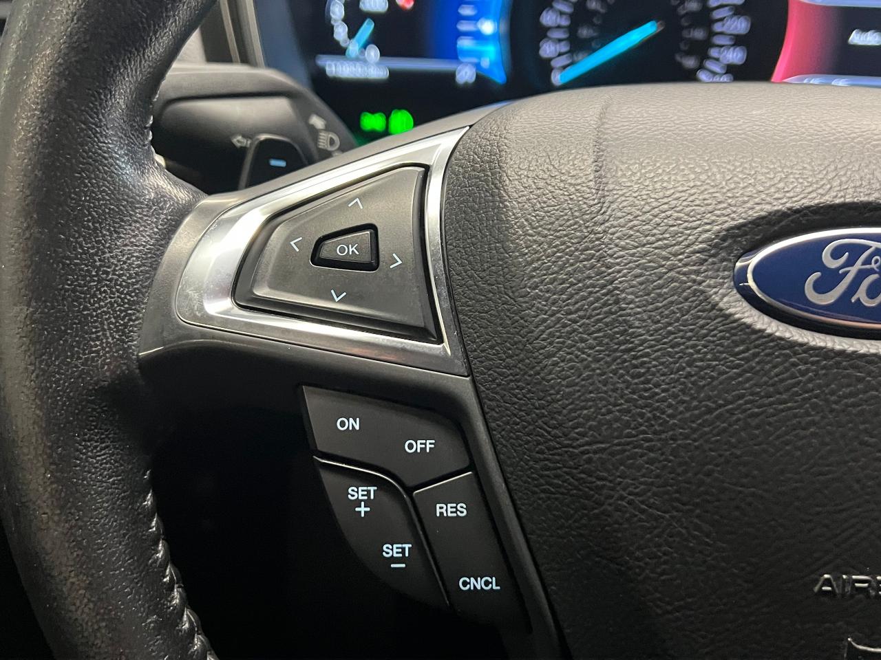 2017 Ford Fusion SE+ApplePlay+Heated Seats+Camera+CLEAN CARFAX Photo100