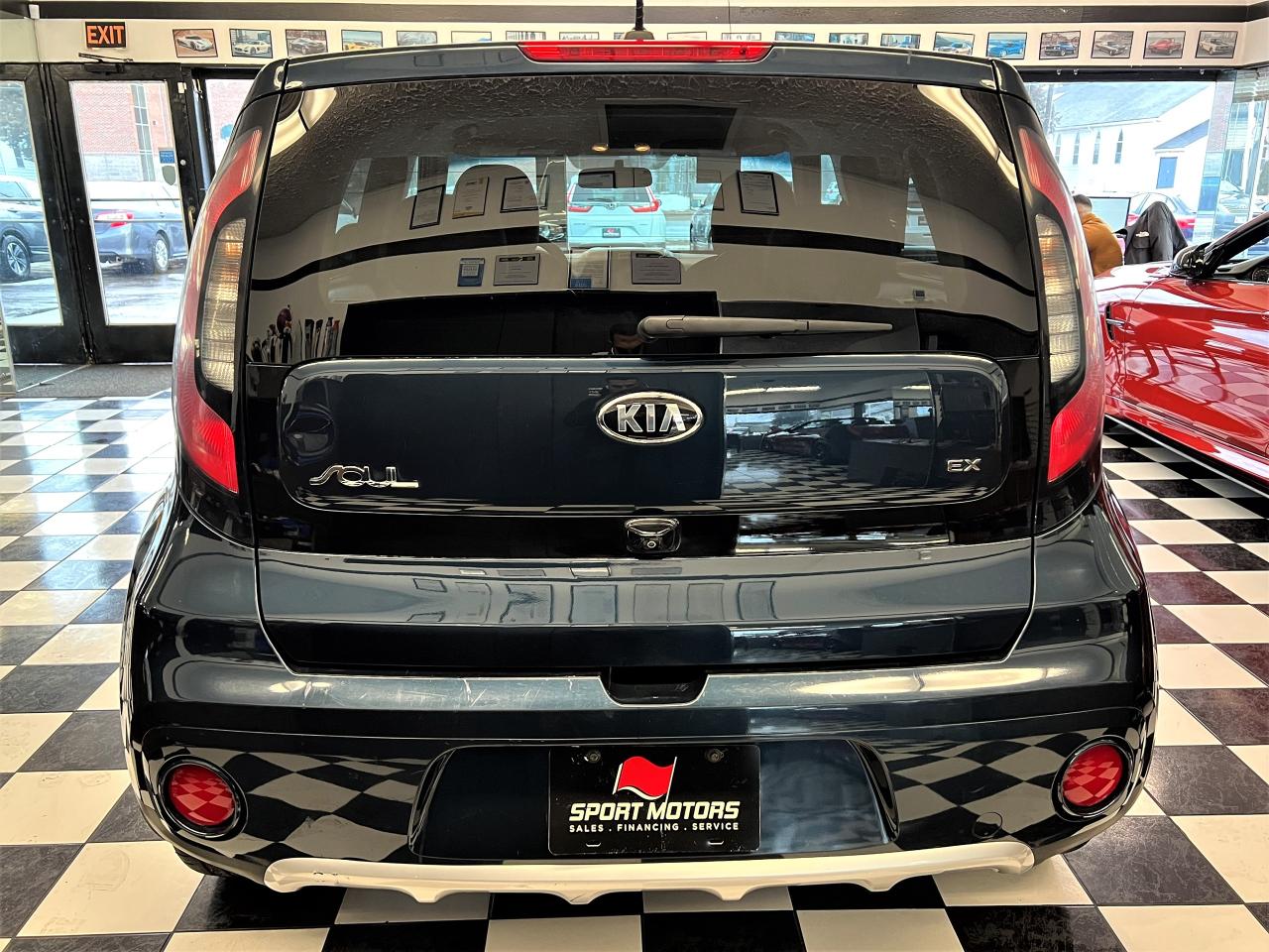2018 Kia Soul EX+Camera+Bluetooth+Heated Seats+CLEAN CARFAX Photo3