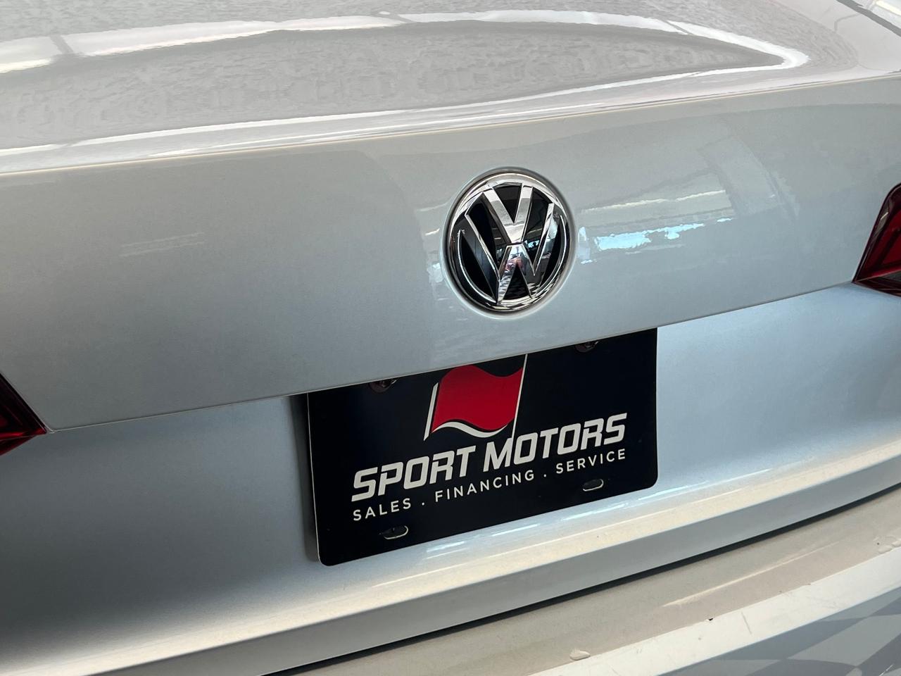 2016 Volkswagen Jetta Trendline+New Brakes+CAM+Heated Seats+CLEAN CARFAX Photo108
