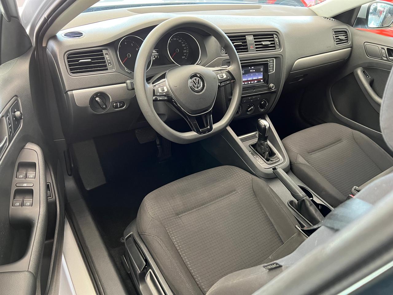 2016 Volkswagen Jetta Trendline+New Brakes+CAM+Heated Seats+CLEAN CARFAX Photo73