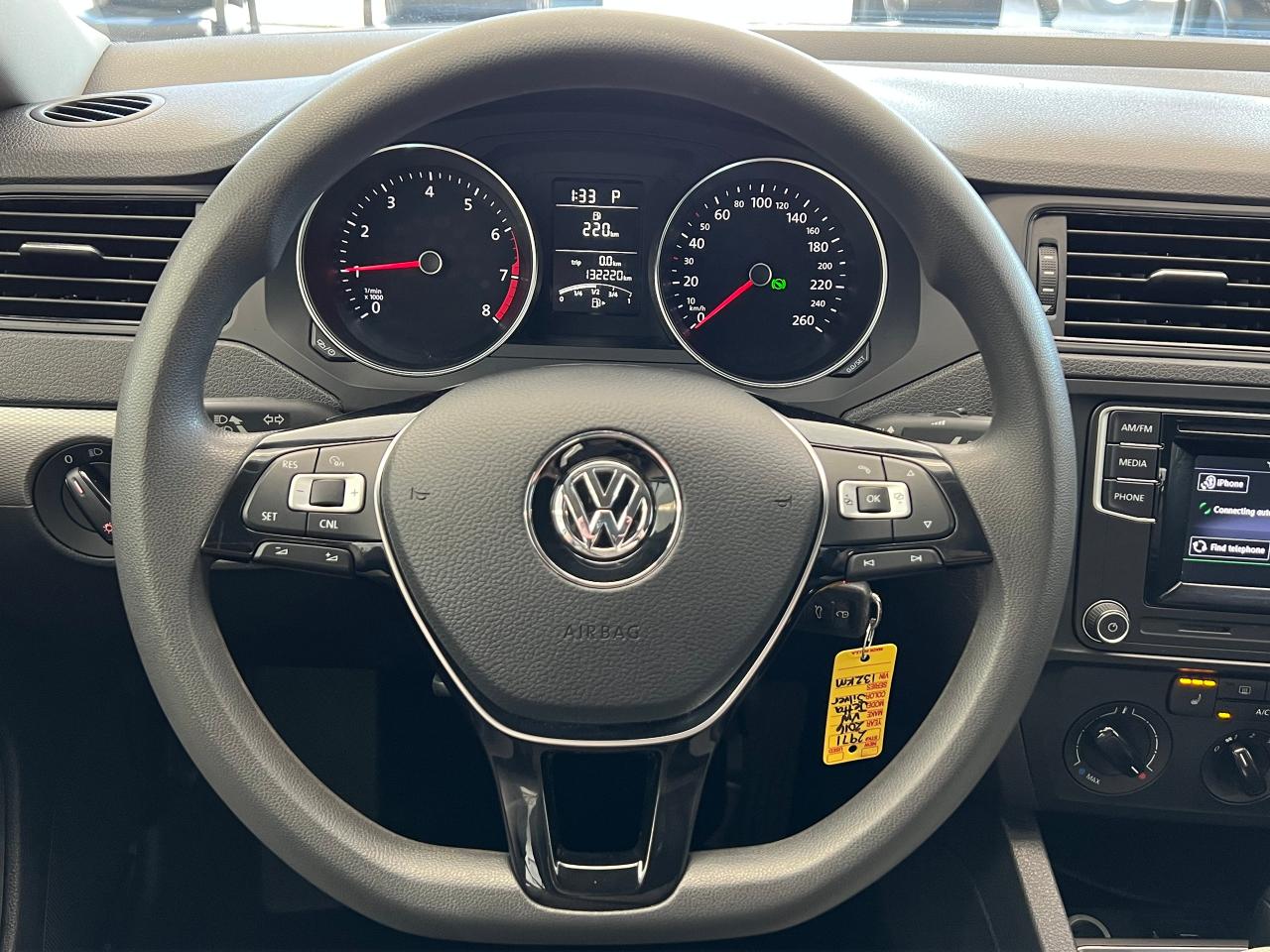 2016 Volkswagen Jetta Trendline+New Brakes+CAM+Heated Seats+CLEAN CARFAX Photo9