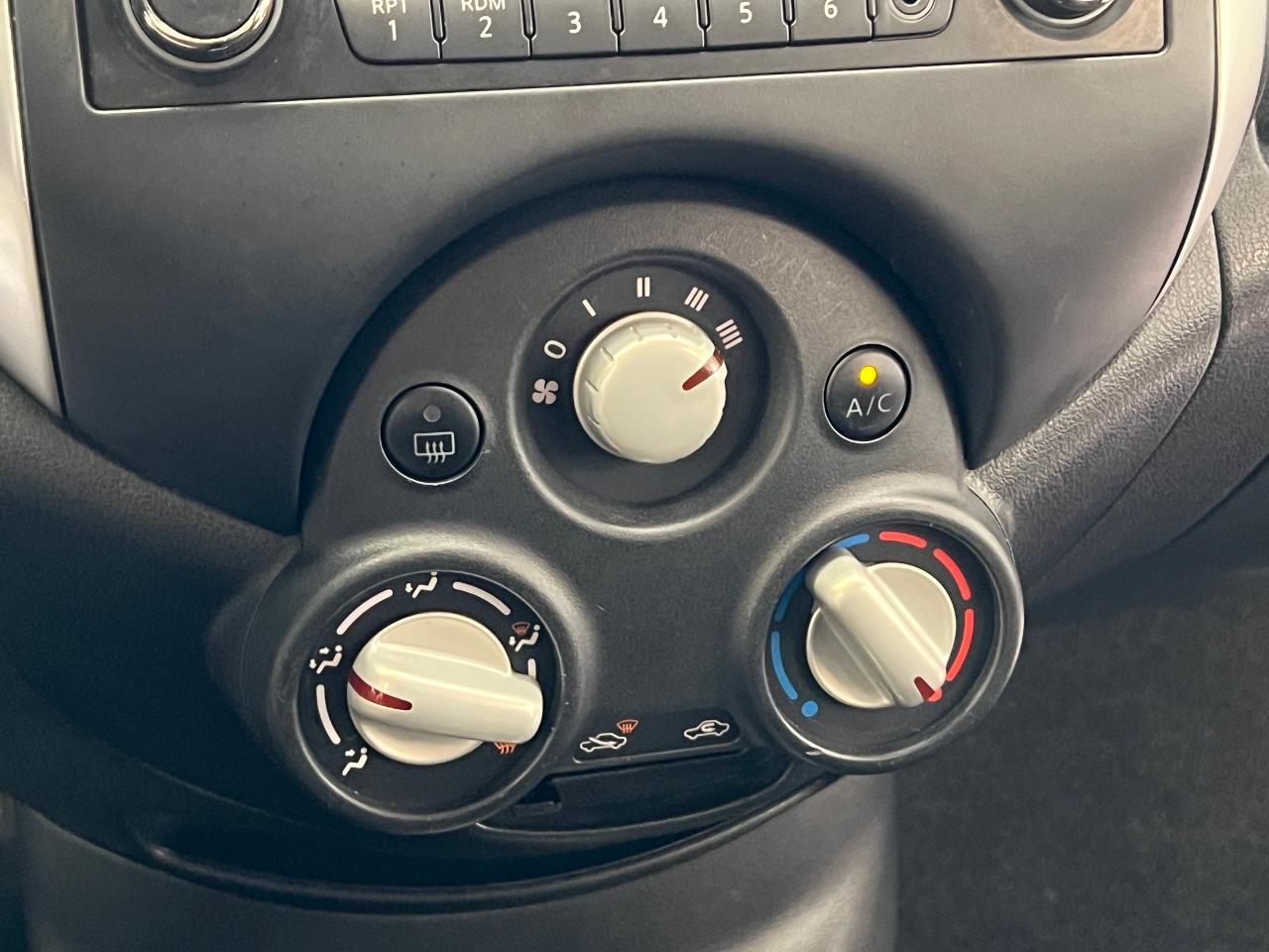 2014 Nissan Versa Note SL+Camera+Heated Seats+New Brakes+CLEAN CARFAX - Photo #30