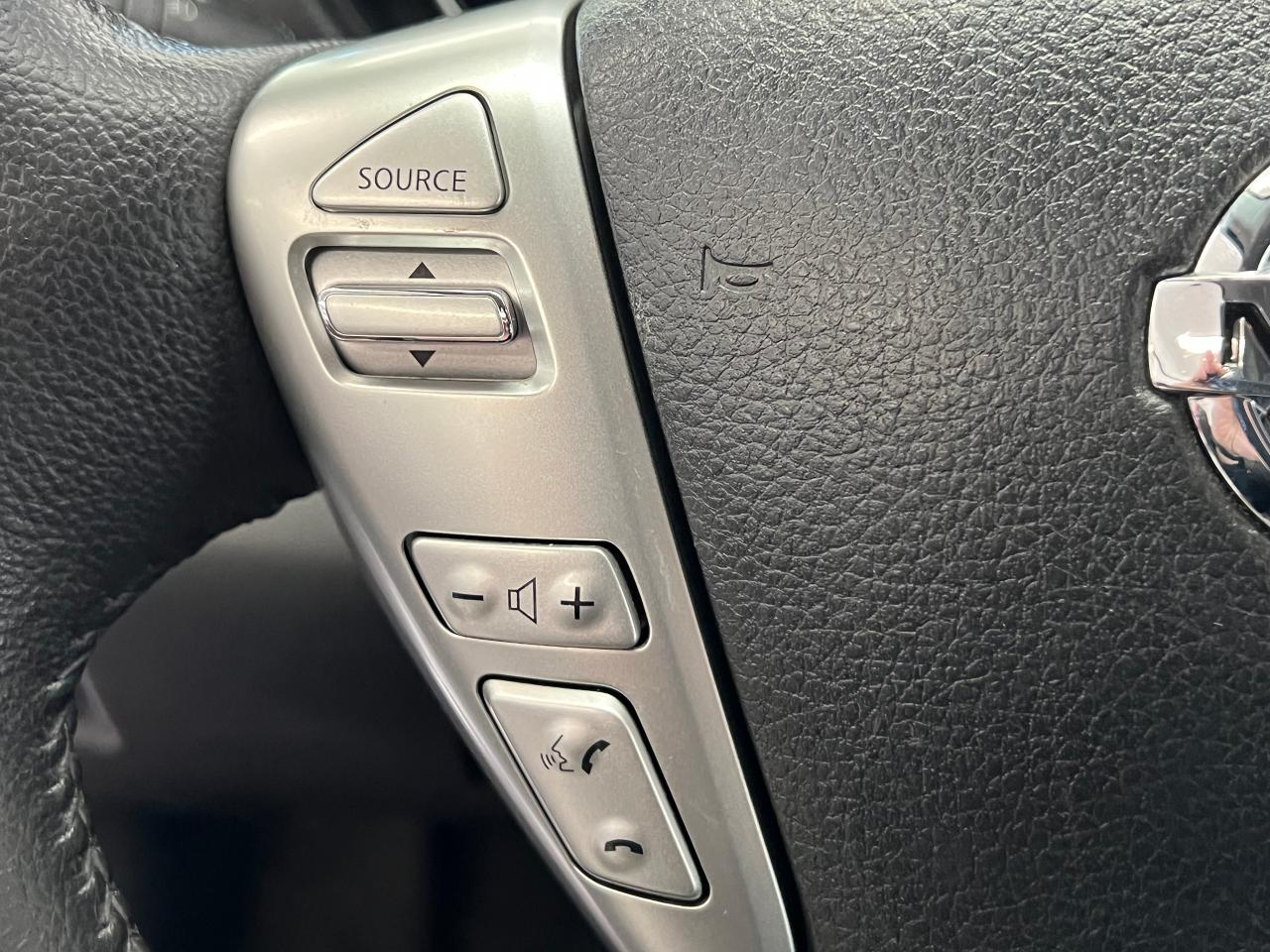 2014 Nissan Versa Note SL+Camera+Heated Seats+New Brakes+CLEAN CARFAX Photo100