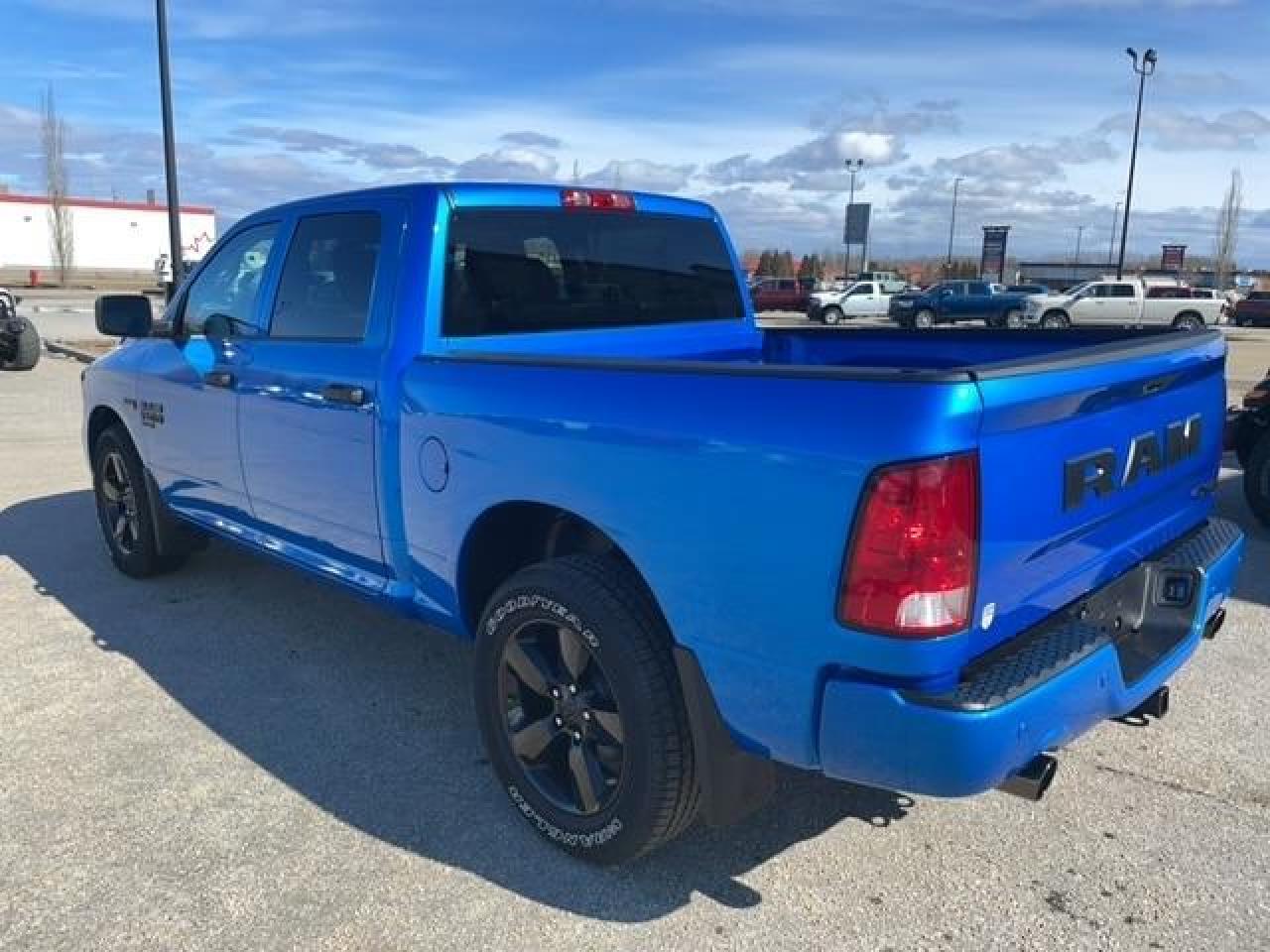 2023 RAM 1500 Classic Night Edition Photo2