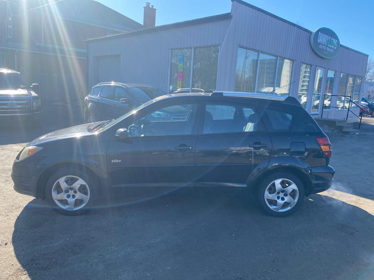 2005 Pontiac Vibe 4dr Wgn FWD AS-IS