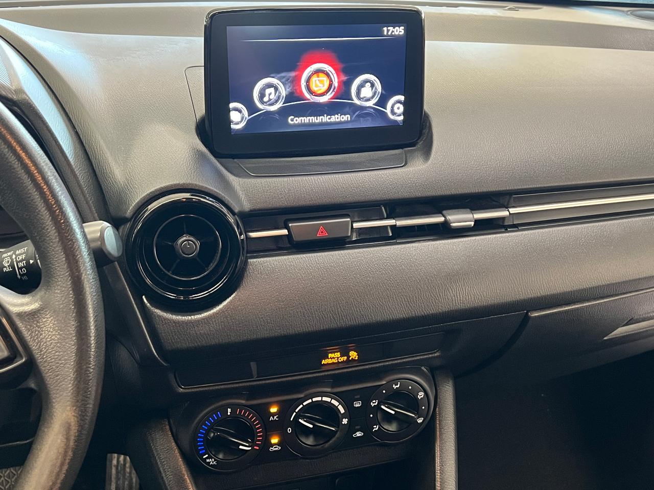 2019 Mazda CX-3 GX+A/C+Camera+Blind Spot+Smart Brake+CLEAN CARFAX - Photo #9