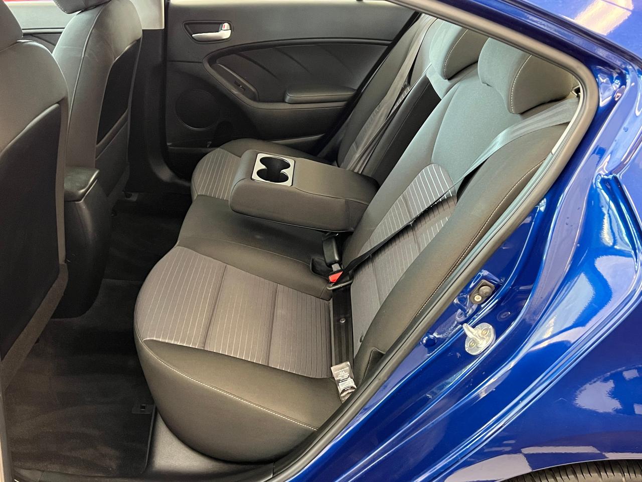 2017 Kia Forte LX+ApplePlay+Heated Seats+Camera+CLEAN CARFAX - Photo #24