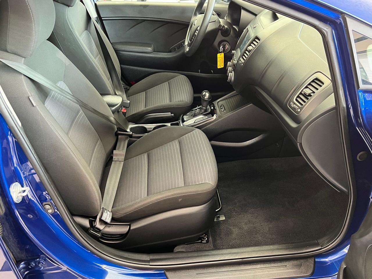 2017 Kia Forte LX+ApplePlay+Heated Seats+Camera+CLEAN CARFAX - Photo #22