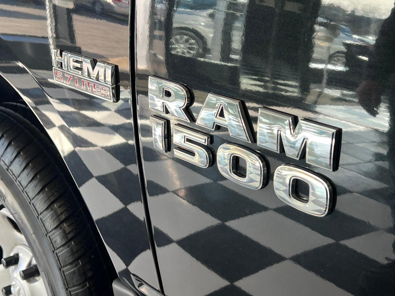 2017 RAM 1500 Tradesman Quad Cab HEMI 5.7L V8 4x4+Camera+Cruise - Photo #49