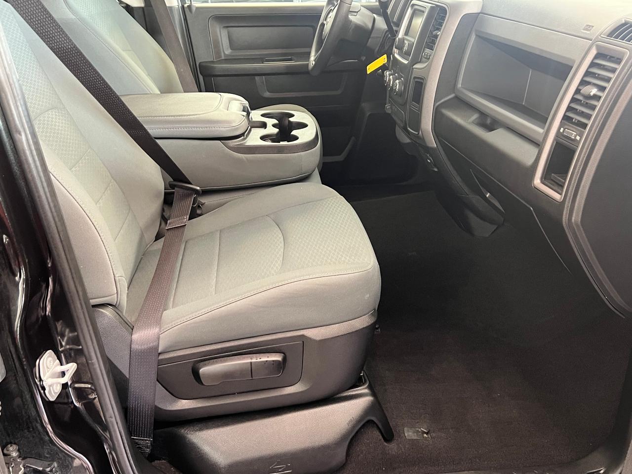 2017 RAM 1500 Tradesman Quad Cab HEMI 5.7L V8 4x4+Camera+Cruise - Photo #21