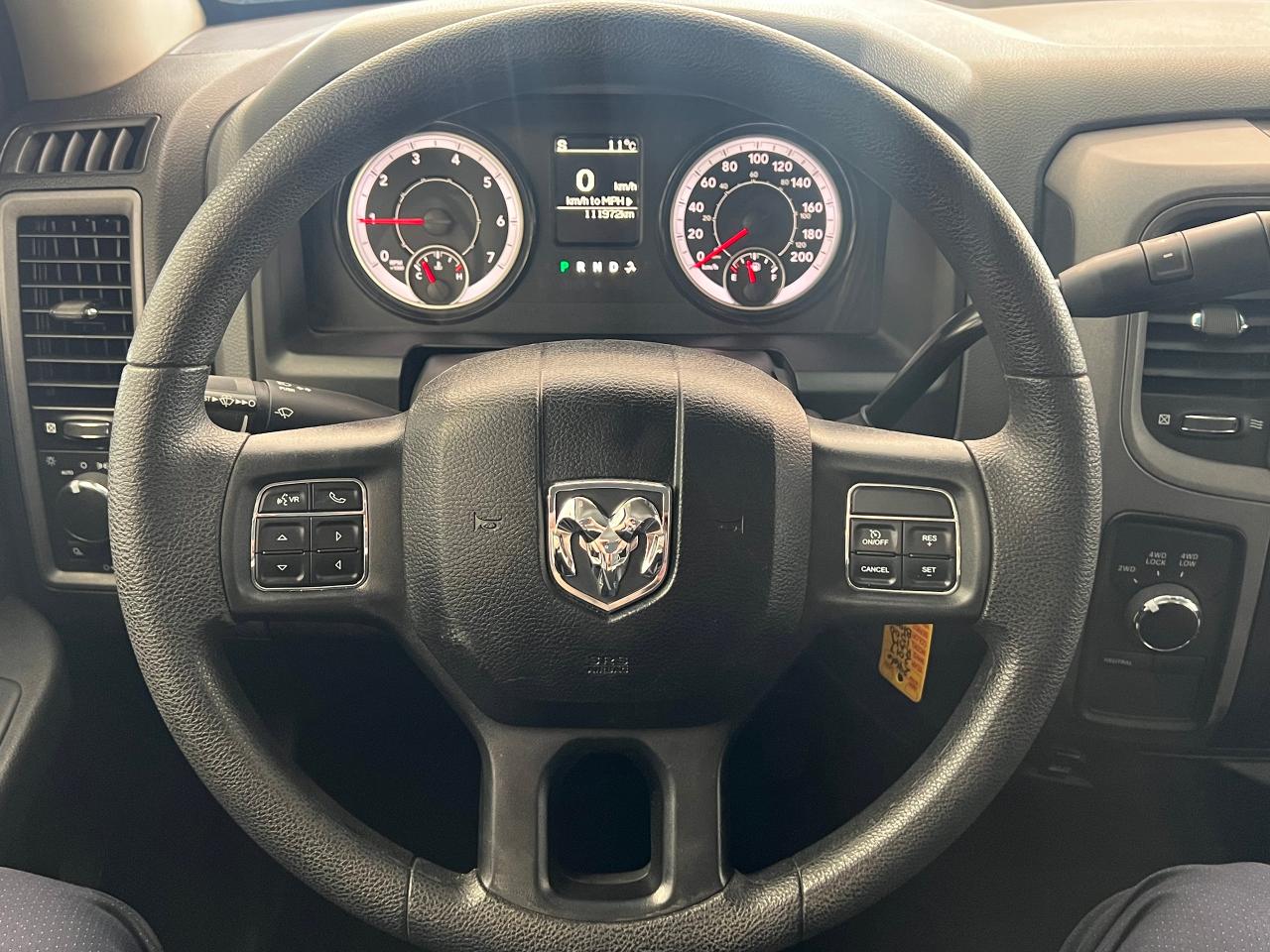 2017 RAM 1500 Tradesman Quad Cab HEMI 5.7L V8 4x4+Camera+Cruise - Photo #9
