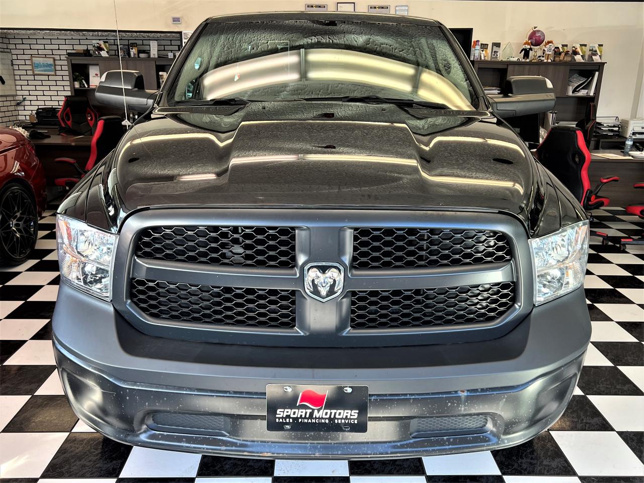 2017 RAM 1500 Tradesman Quad Cab HEMI 5.7L V8 4x4+Camera+Cruise - Photo #6