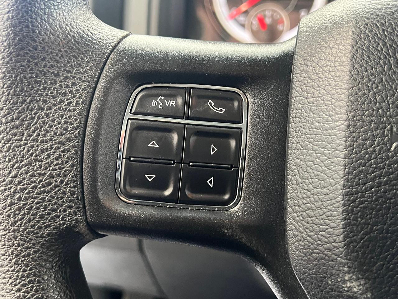 2017 RAM 1500 Tradesman Quad Cab HEMI 5.7L V8 4x4+Camera+Cruise - Photo #41