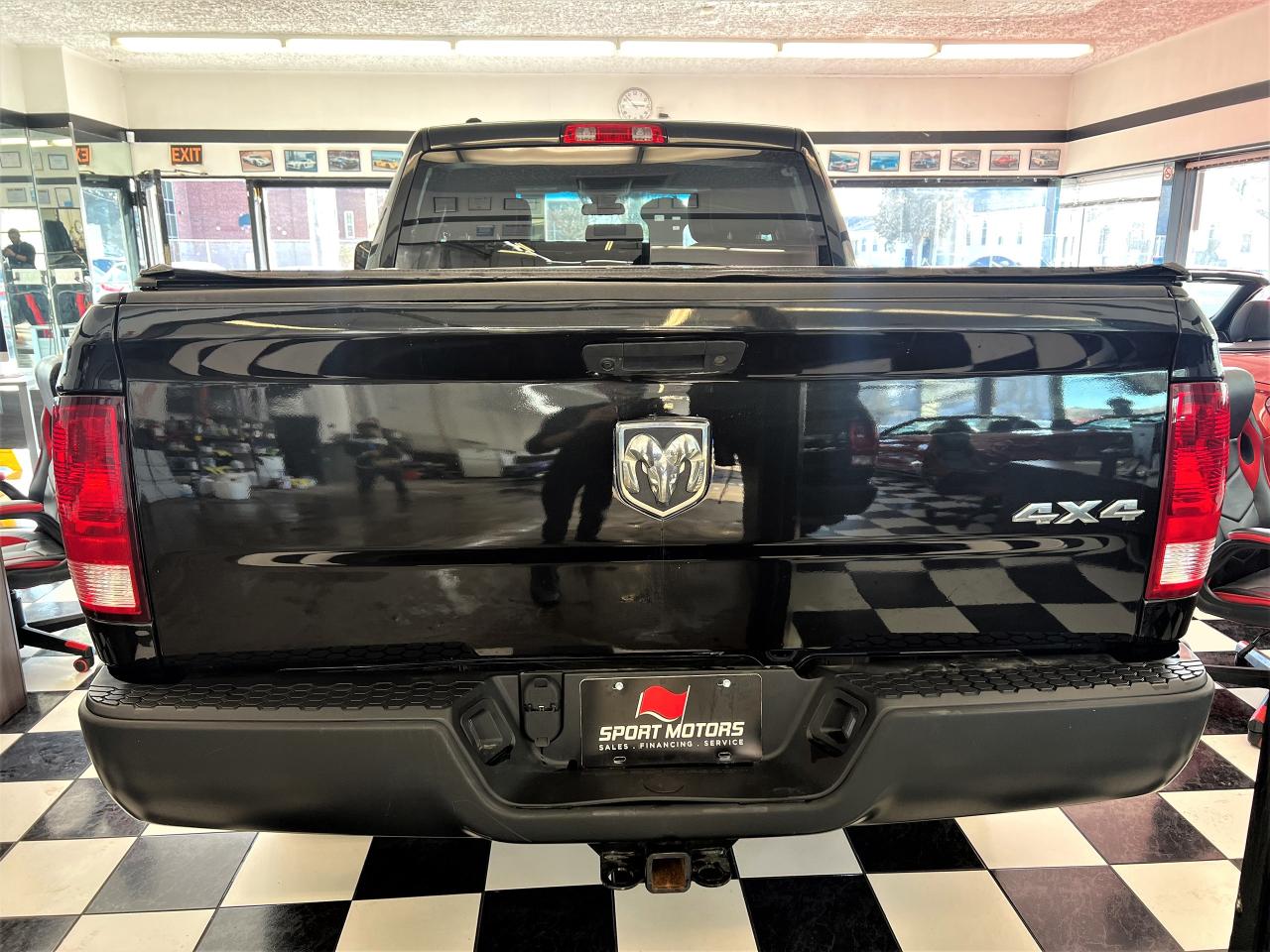 2017 RAM 1500 Tradesman Quad Cab HEMI 5.7L V8 4x4+Camera+Cruise - Photo #3