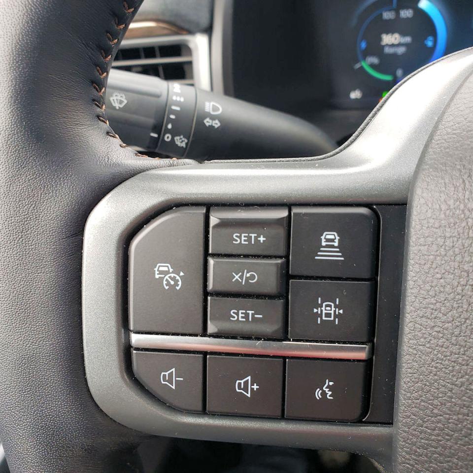 2022 Ford F-150 Lightning Lighting, Lariat, Ford Co Pilot 360 active 2.0 - Photo #16