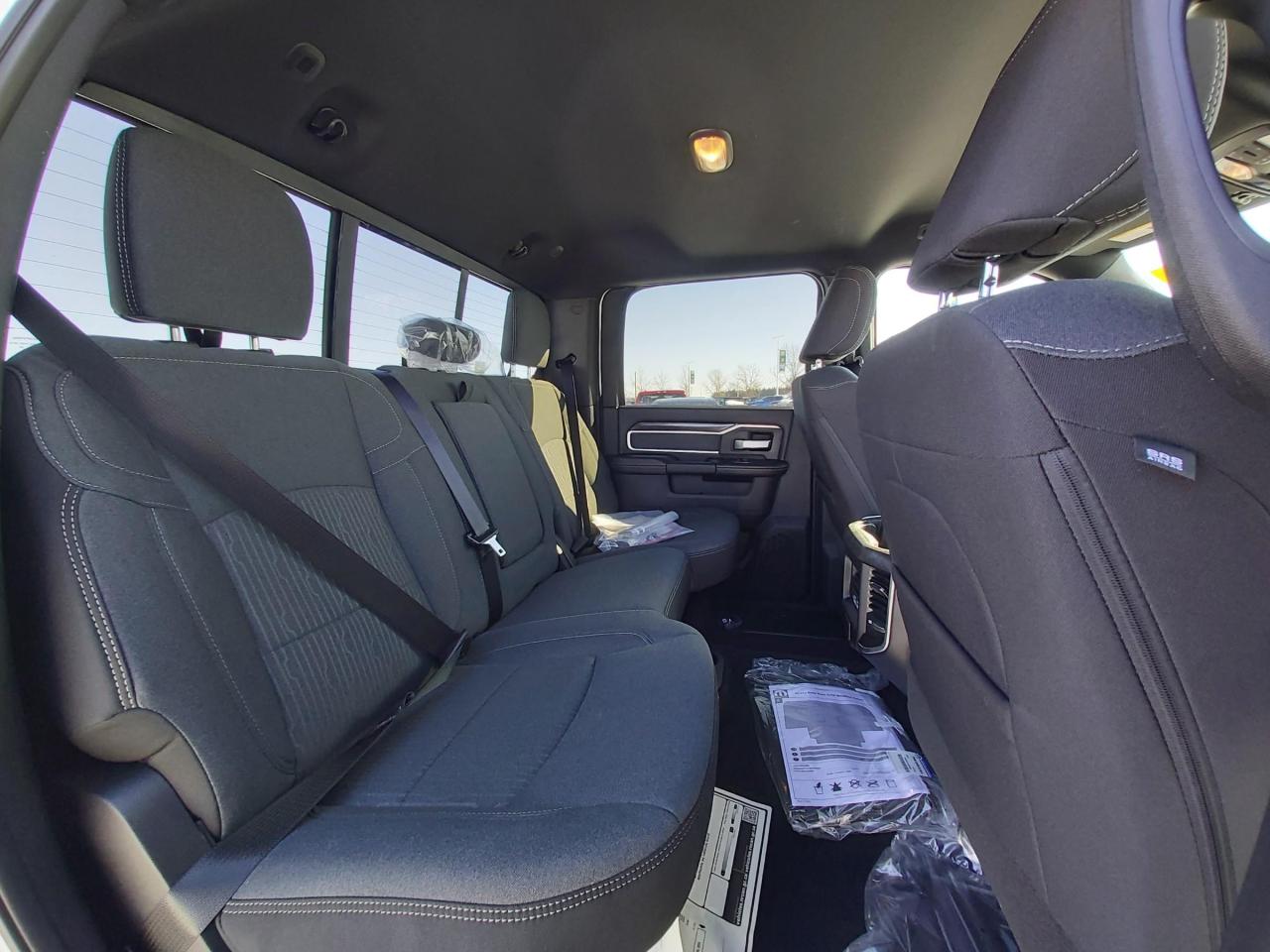 2023 RAM 3500 Big Horn Photo