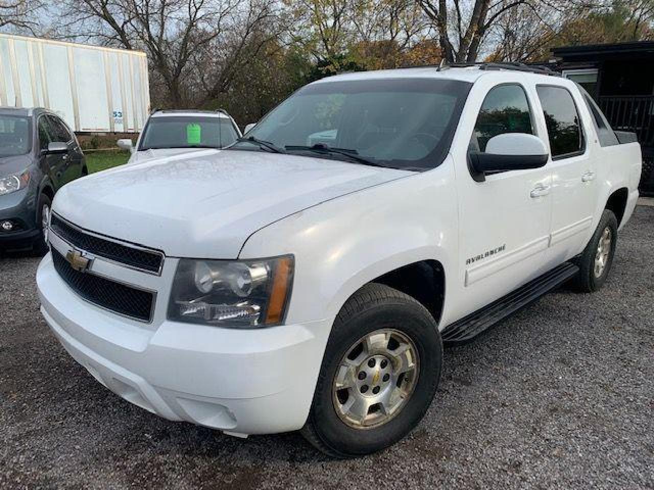 2011 Chevrolet Avalanche 4WD CREW CAB - Photo #1