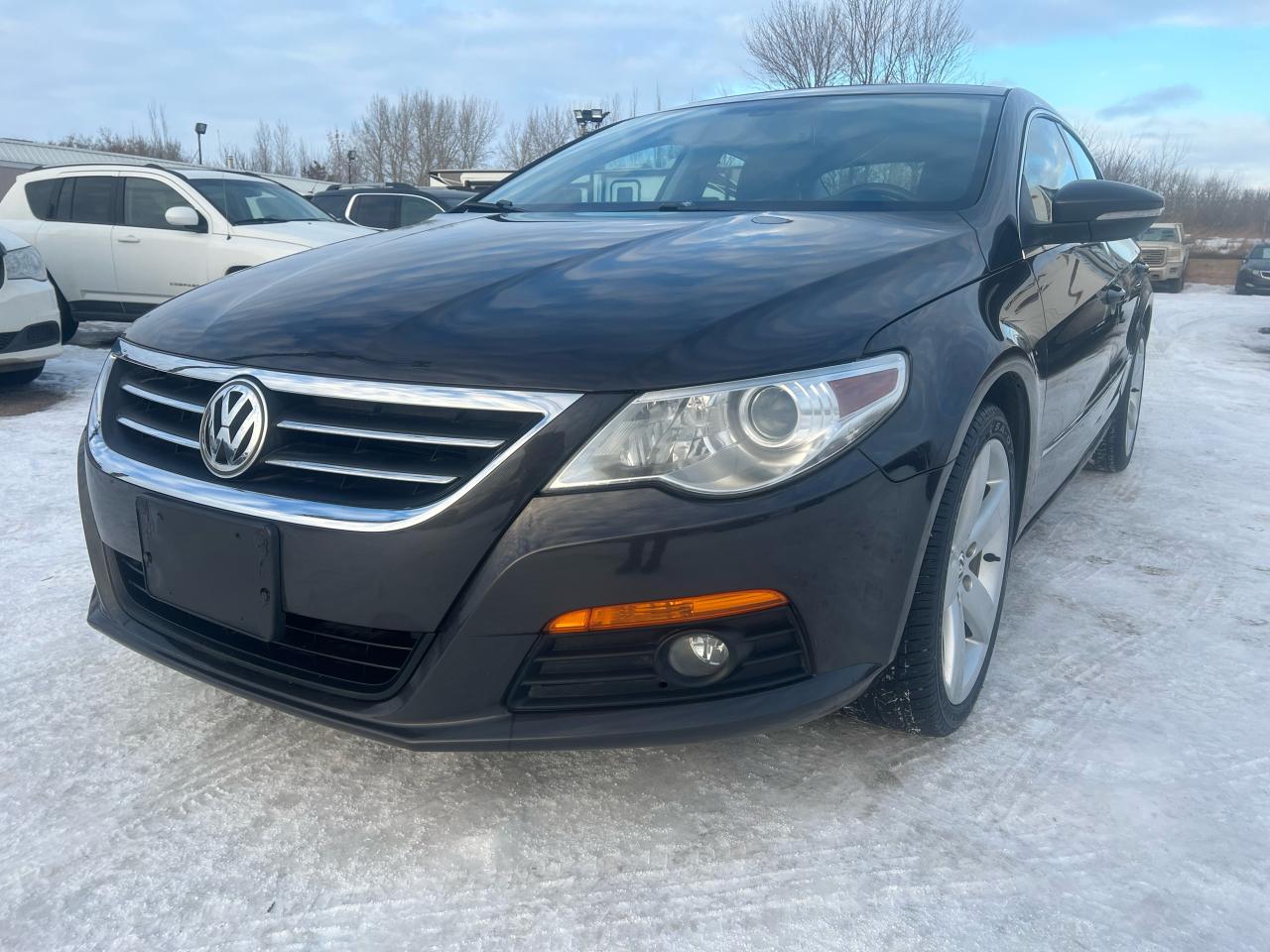 2011 Volkswagen Passat 4dr DSG Highline Leather Sun Roof - Photo #1