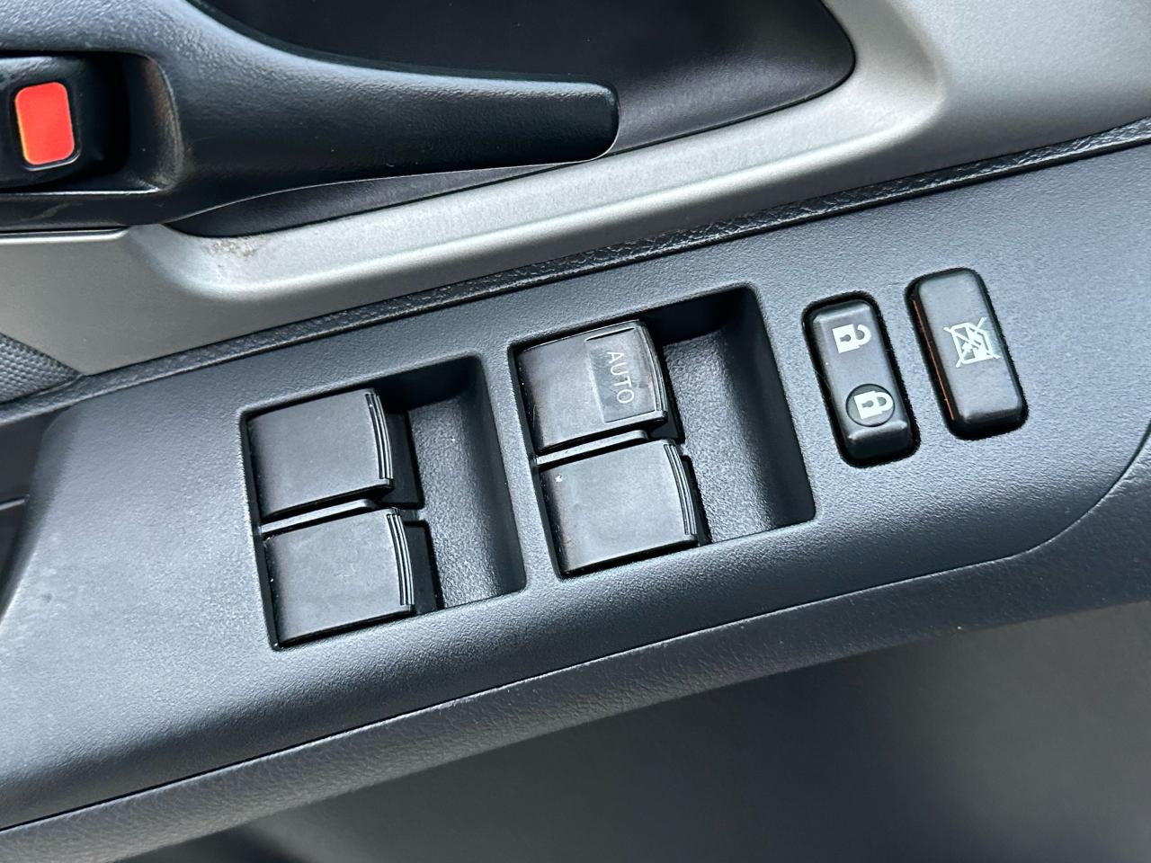 2009 Toyota Matrix HATCH BACK - Photo #12