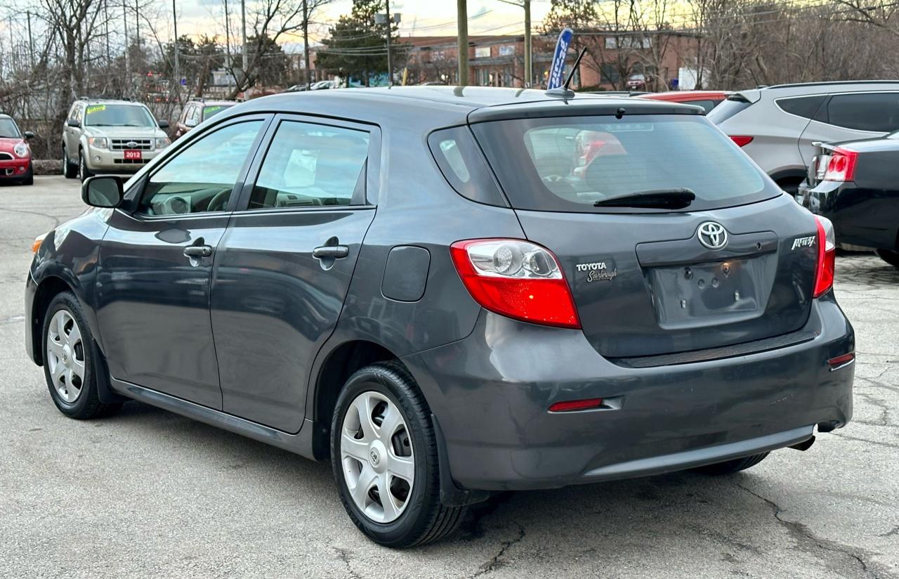 2009 Toyota Matrix HATCH BACK - Photo #4
