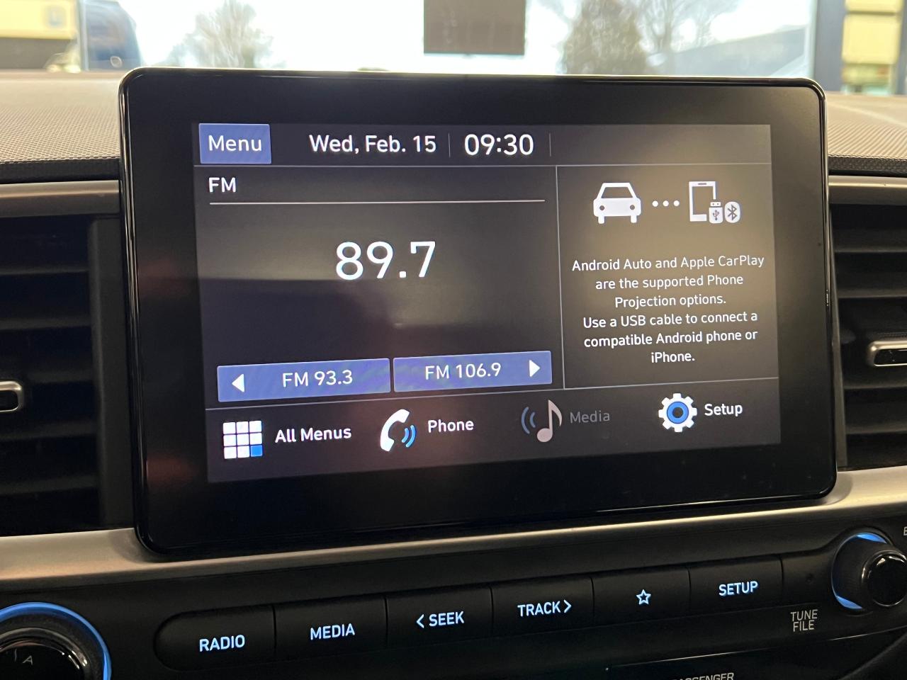 2020 Hyundai Venue Trend+ApplePlay+Roof+Heated Steering+CLEAN CARFAX Photo91