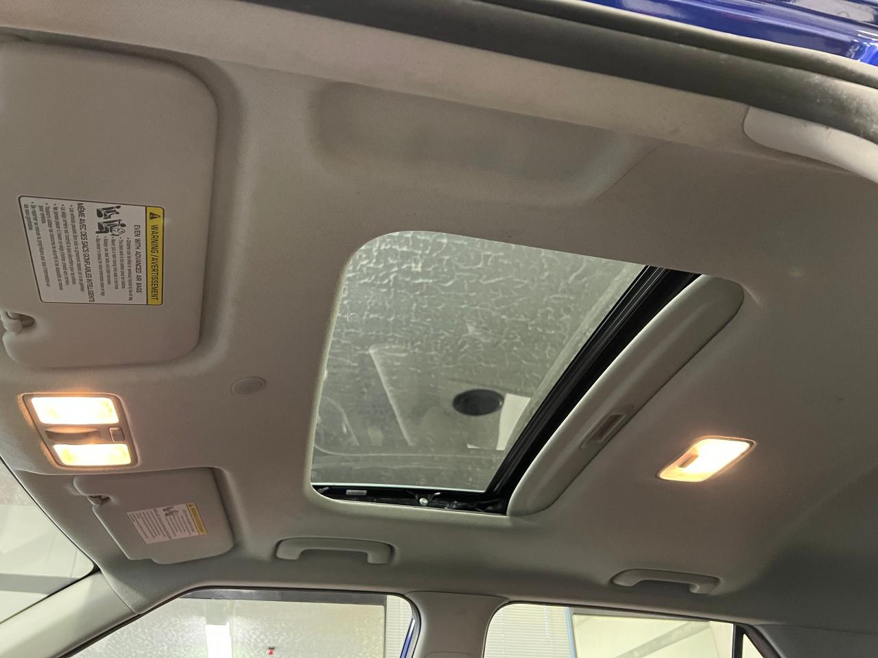 2020 Hyundai Venue Trend+ApplePlay+Roof+Heated Steering+CLEAN CARFAX - Photo #12