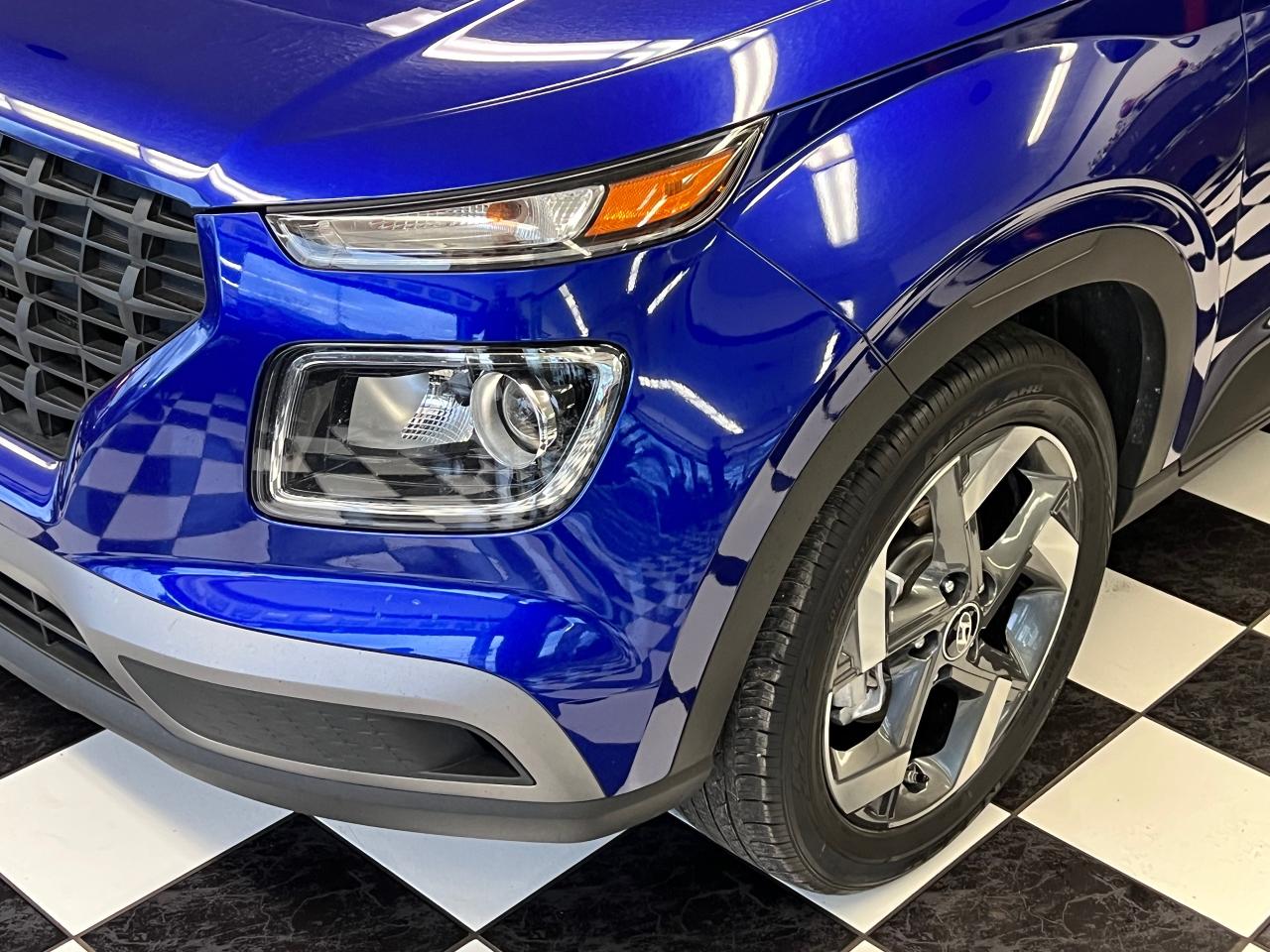 2020 Hyundai Venue Trend+ApplePlay+Roof+Heated Steering+CLEAN CARFAX Photo100