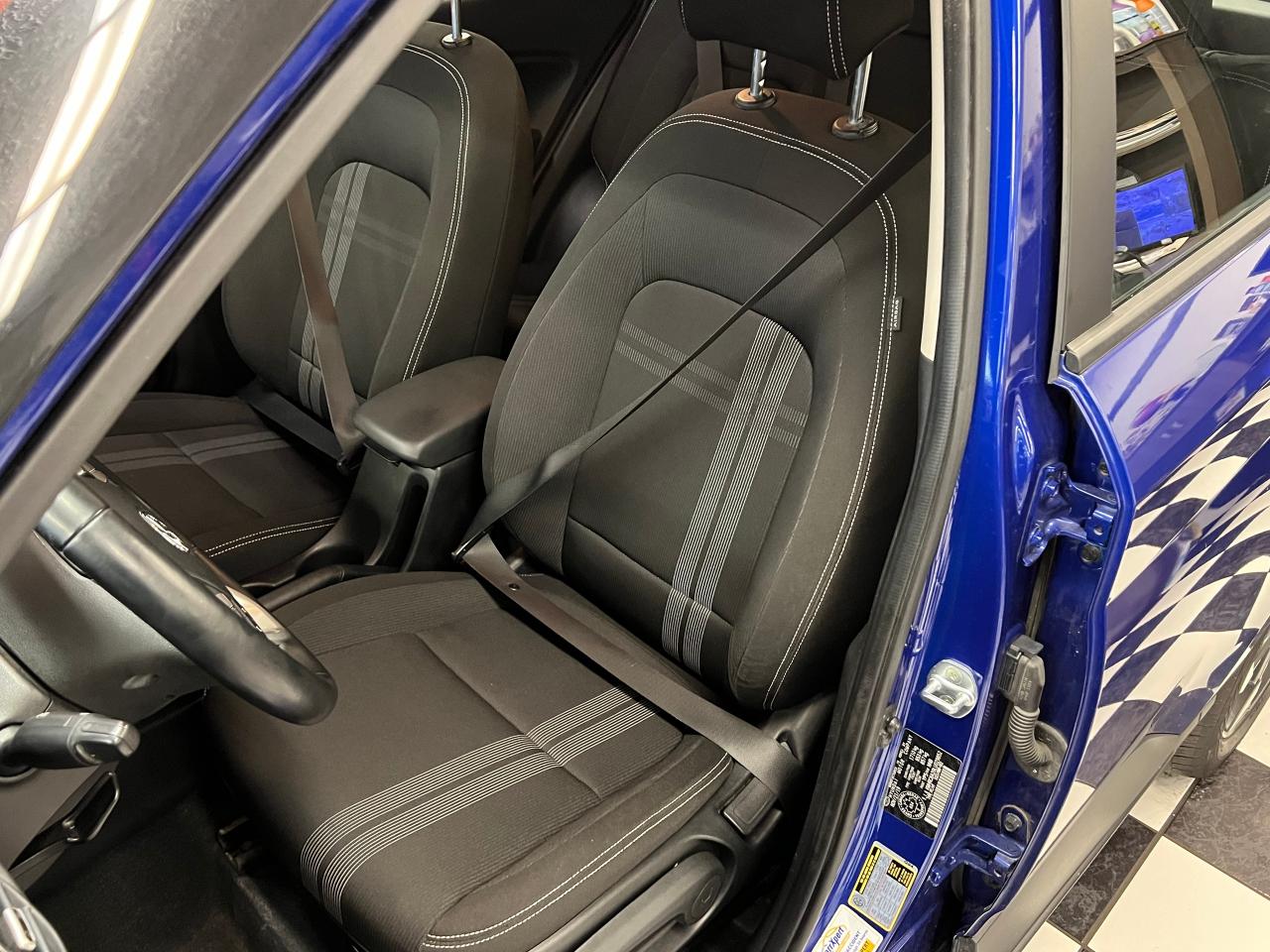 2020 Hyundai Venue Trend+ApplePlay+Roof+Heated Steering+CLEAN CARFAX Photo83