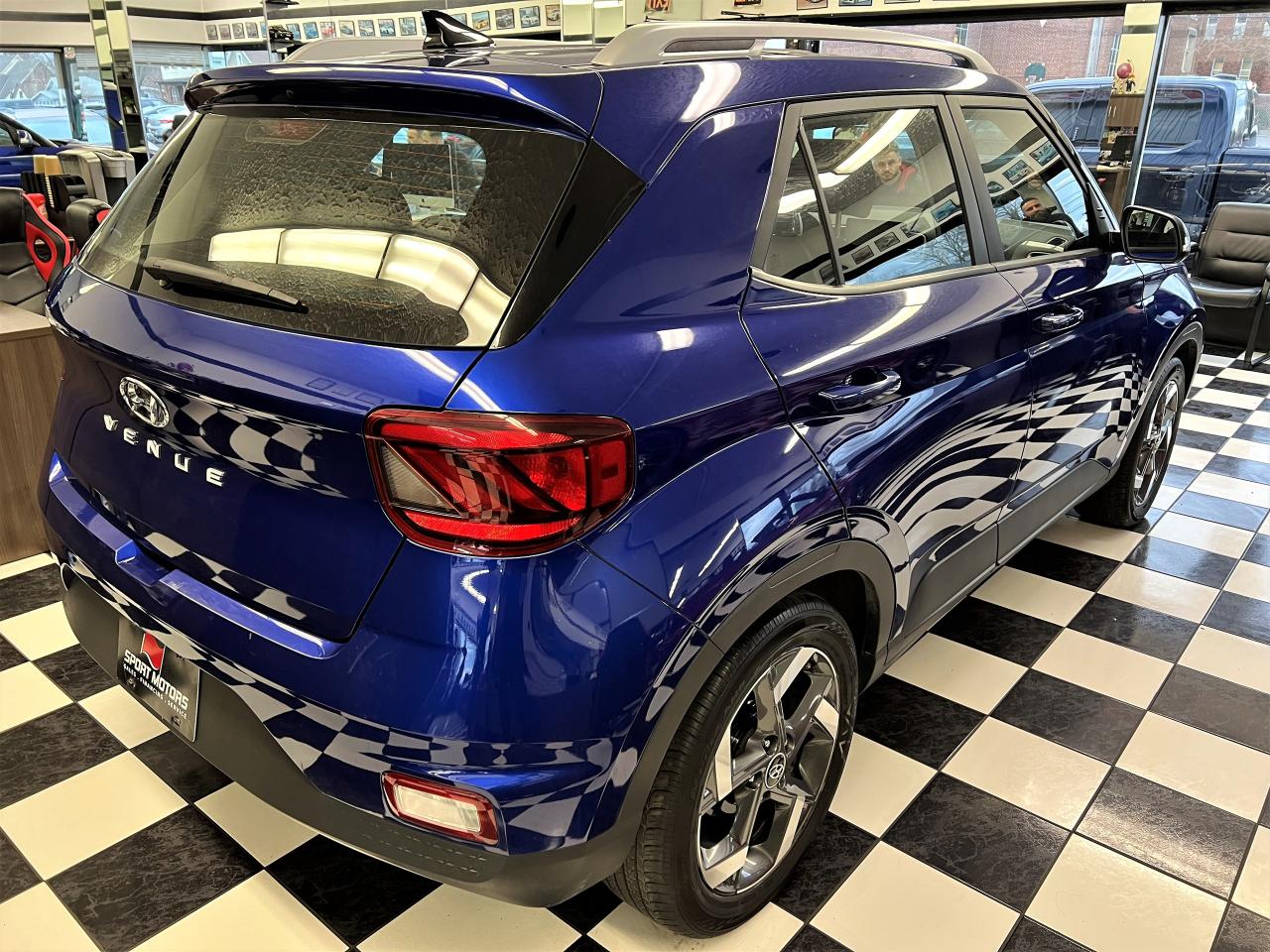 2020 Hyundai Venue Trend+ApplePlay+Roof+Heated Steering+CLEAN CARFAX Photo66