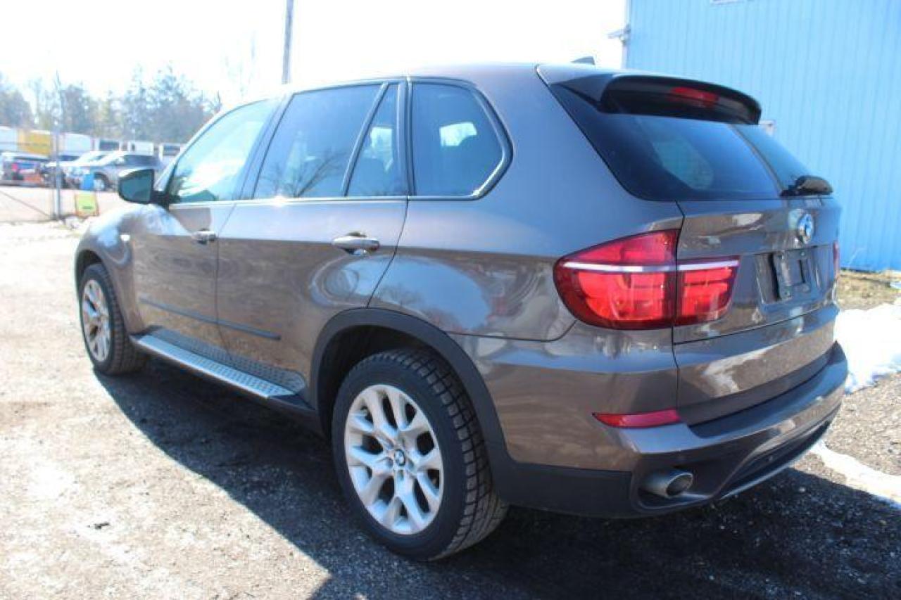 2011 BMW X5  Photo2
