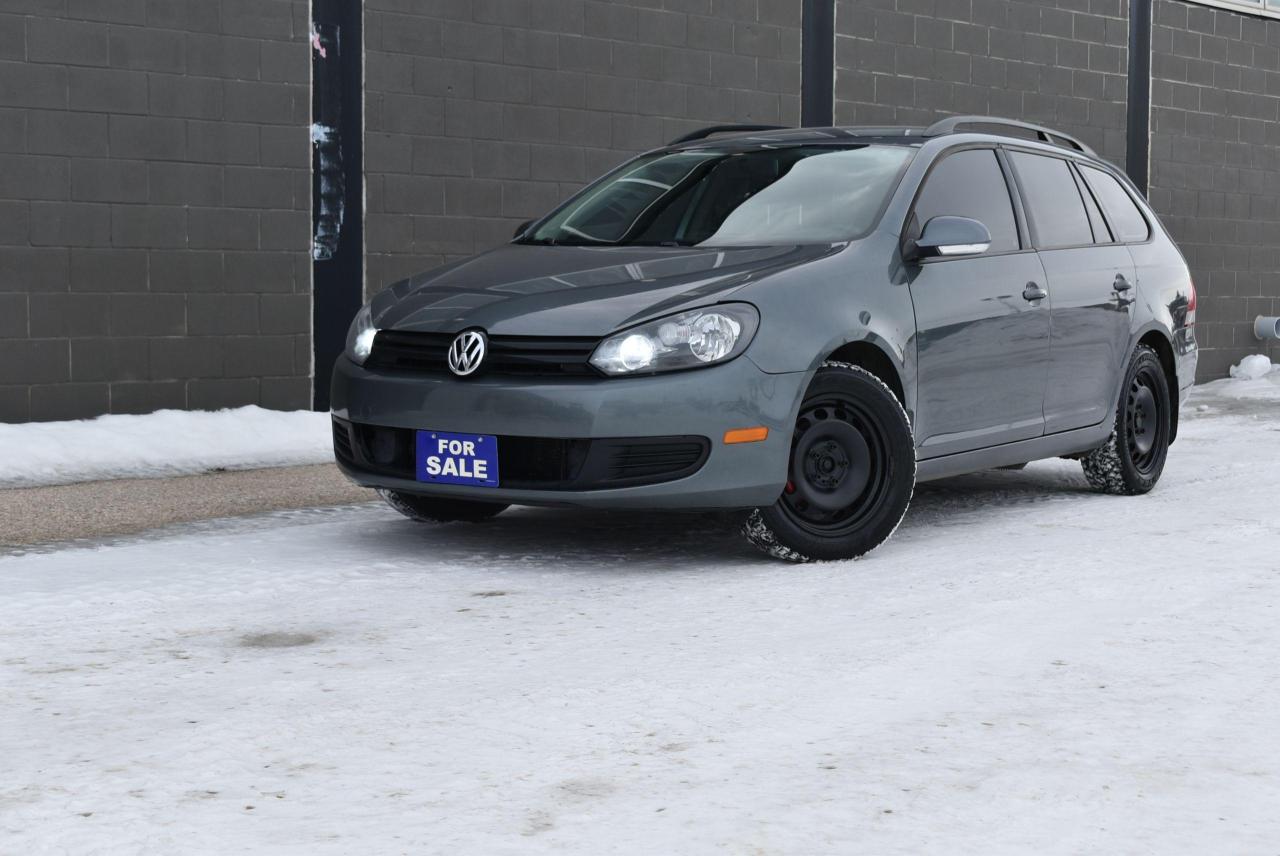 2014 Volkswagen Golf Wagon AUTO 2.5L Trendline Edition - Photo #1